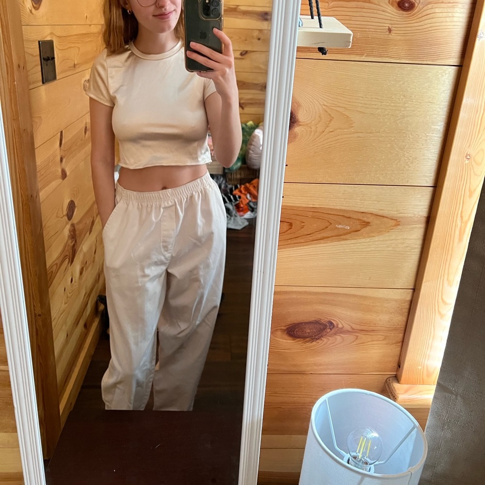 Gold Open Back Top - Picture 4 of 4